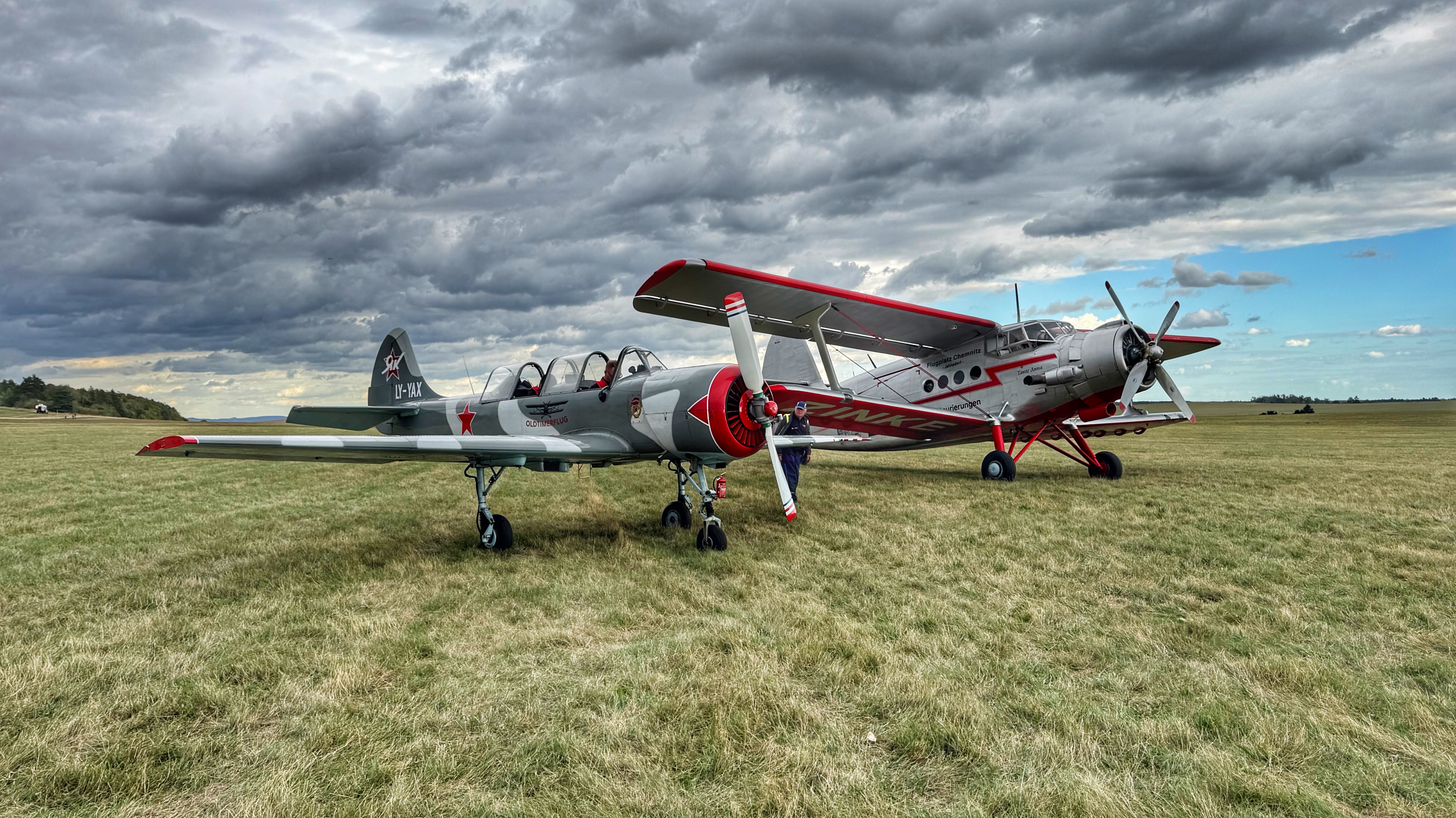Kunstflug mit der legendären Yak-52 in Leipzig